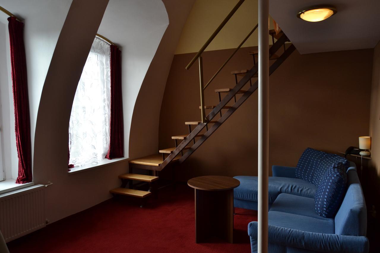 Hotel Cerny Orel Zatec Экстерьер фото